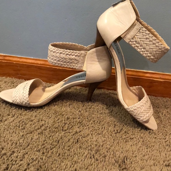 Michael Kors Shoes - Cute Cream Colored Michael Kors Heels in Size 8.5